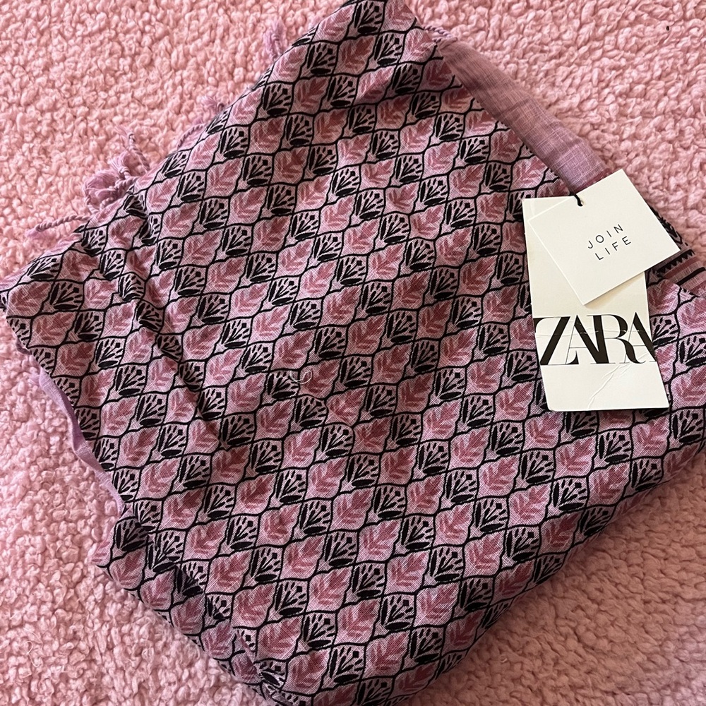 Zara Pink and Black Leaf Print Scarf